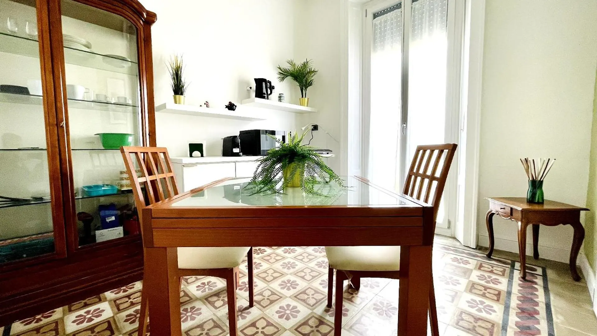 Apartment Charming Rooms Loreto 4 Milan