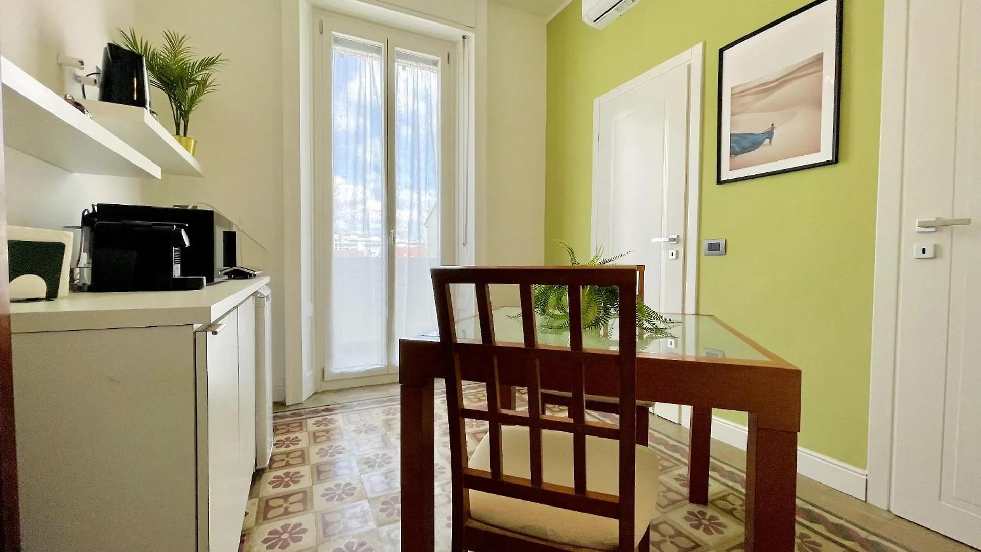 Charming Rooms Loreto 4 Milan Apartment