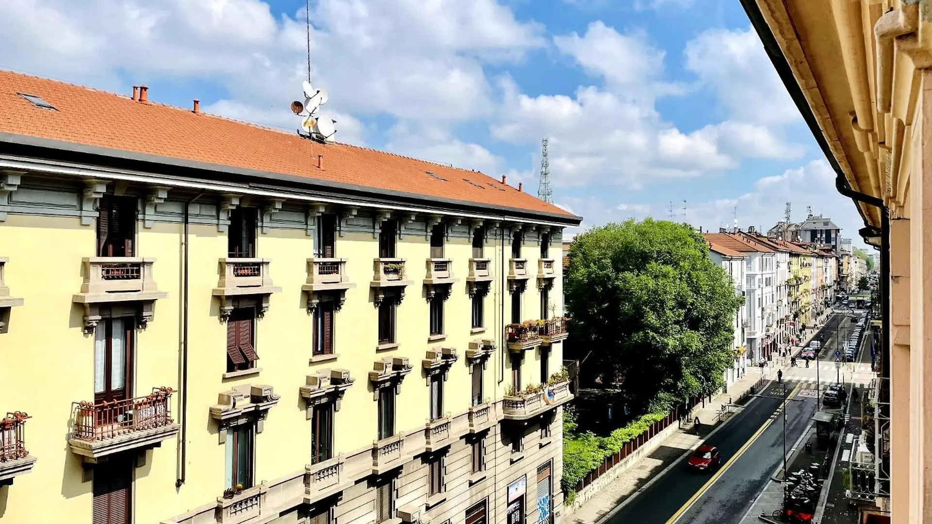 Apartment Charming Rooms Loreto 4 Milan